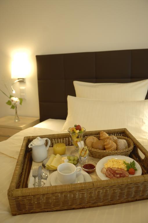 Hotel-Restaurant Sebastianushof บอนน์ ภายนอก รูปภาพ