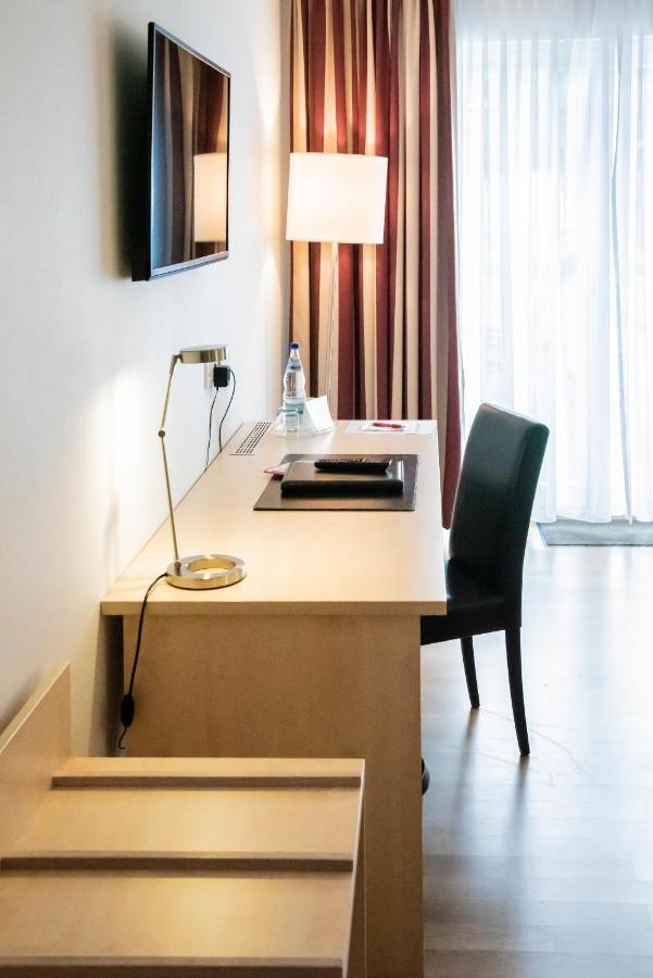Hotel-Restaurant Sebastianushof บอนน์ ภายนอก รูปภาพ